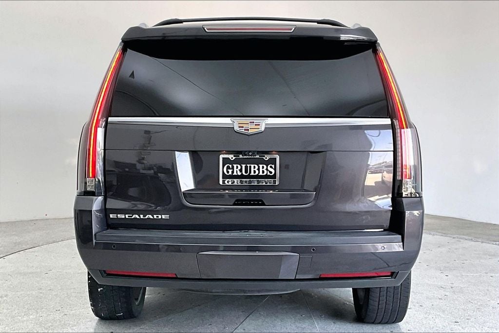 2017 Cadillac Escalade Luxury