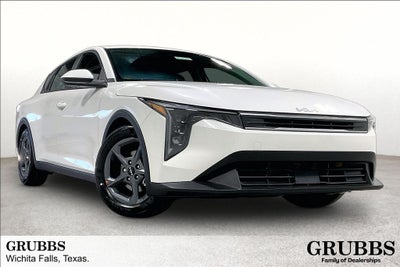 2026 Kia K4 LXS