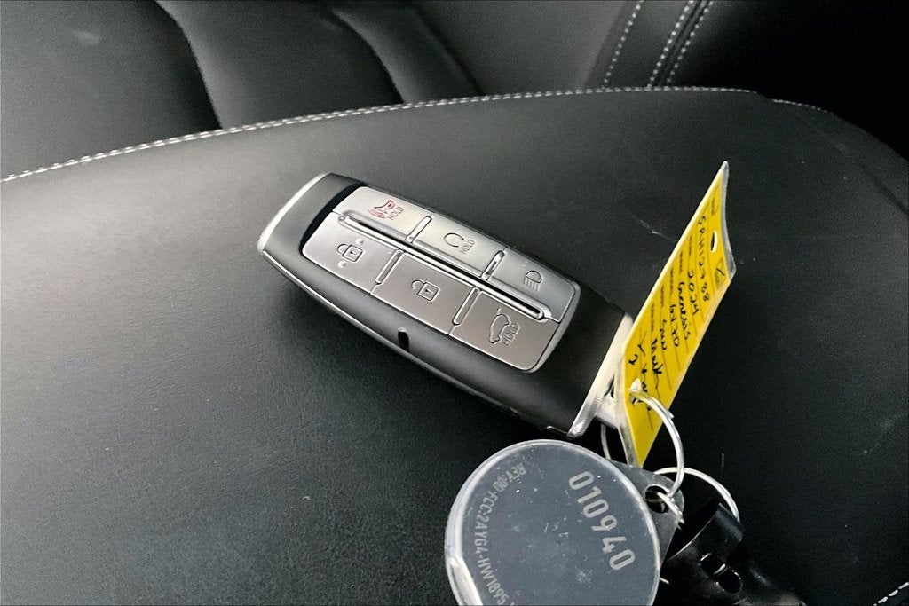 2024 Genesis GV70 2.5T