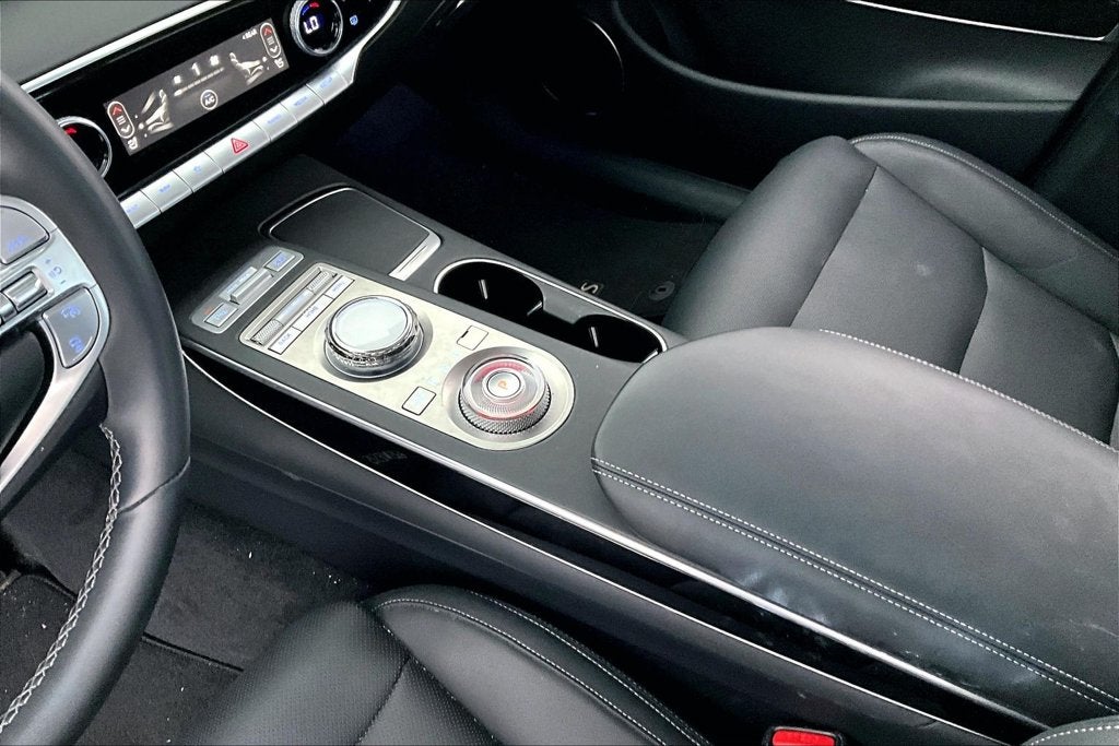 2024 Genesis GV70 2.5T
