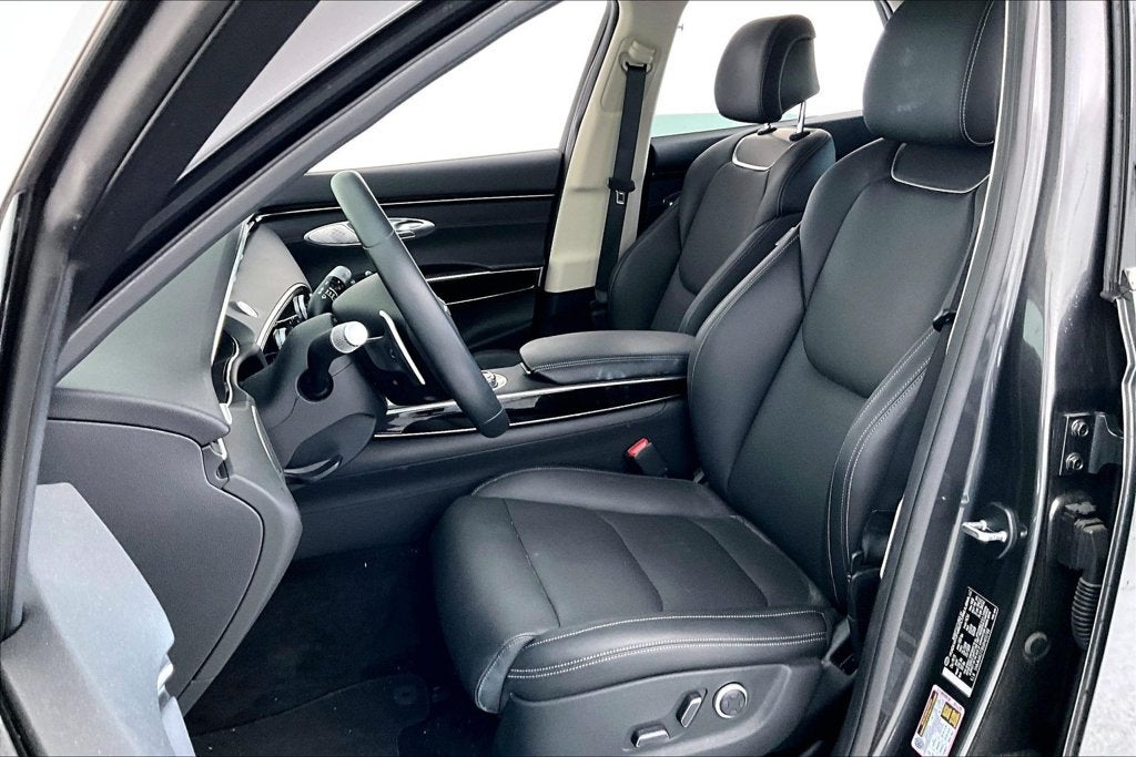2024 Genesis GV70 2.5T