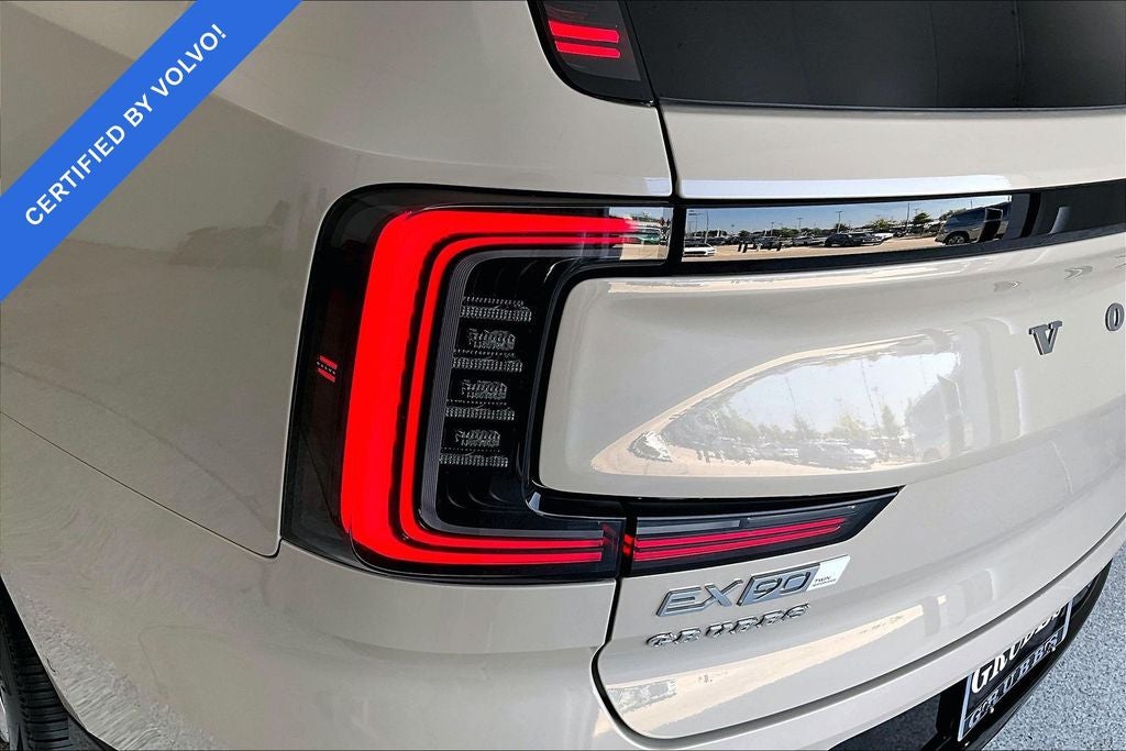 2025 Volvo EX90 Twin Motor Performance Plus 7-Seater