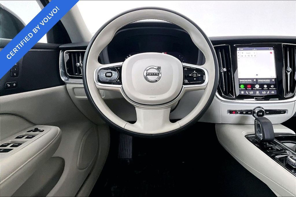 2024 Volvo S60 Recharge Plug-In Hybrid T8 Plus Dark Theme