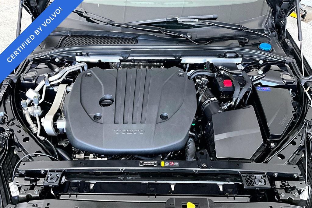 2023 Volvo S60 B5 Plus Black Edition