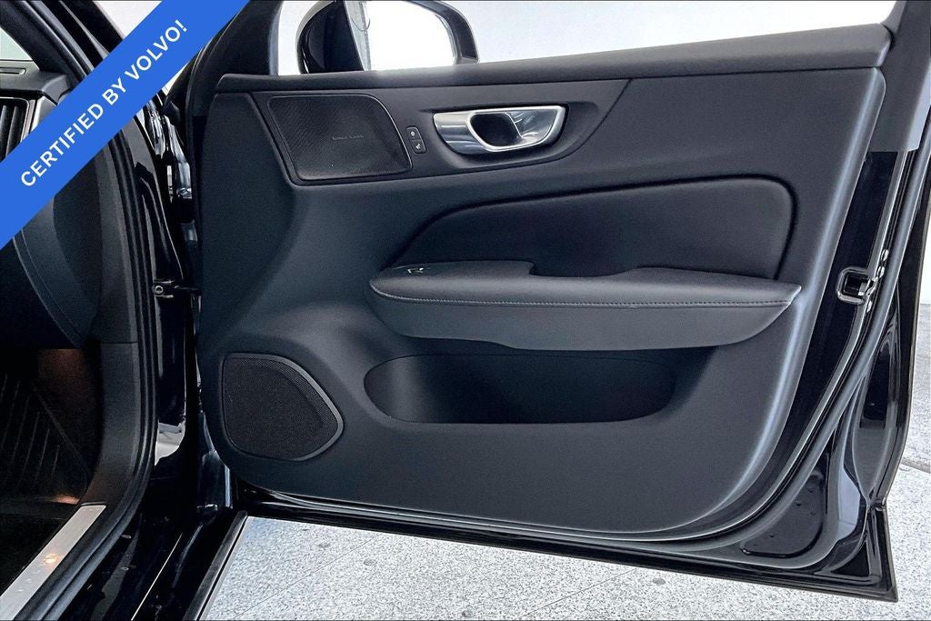 2023 Volvo S60 B5 Plus Black Edition
