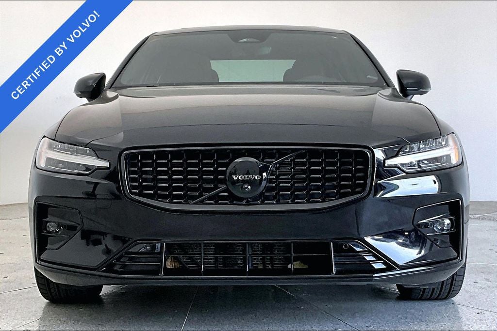 2023 Volvo S60 B5 Plus Black Edition