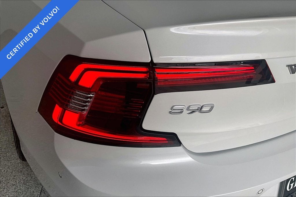 2025 Volvo S90 B6 Ultra