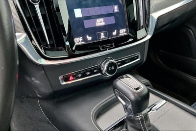 2020 Volvo S90 T6 R-Design