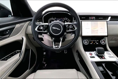 2023 Jaguar F-PACE SVR
