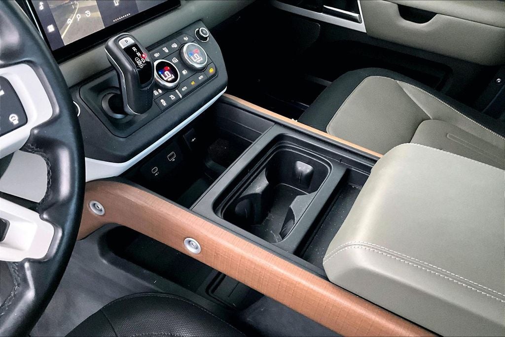 2022 Land Rover Defender 110 X-Dynamic HSE