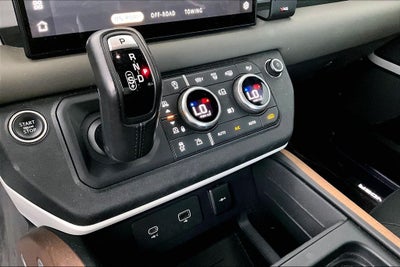 2022 Land Rover Defender 110 X-Dynamic HSE