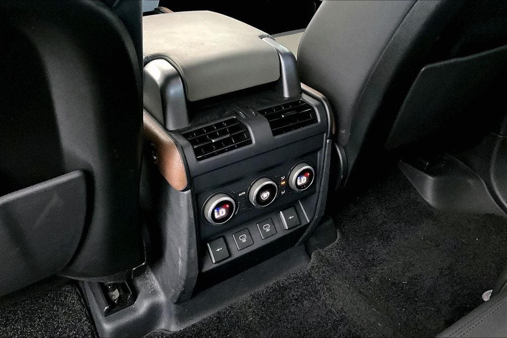2022 Land Rover Defender 110 X-Dynamic HSE
