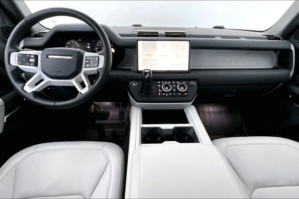 2025 Land Rover Defender 110 S