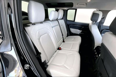 2025 Land Rover Defender 110 S