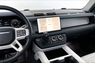 2025 Land Rover Defender 110 S
