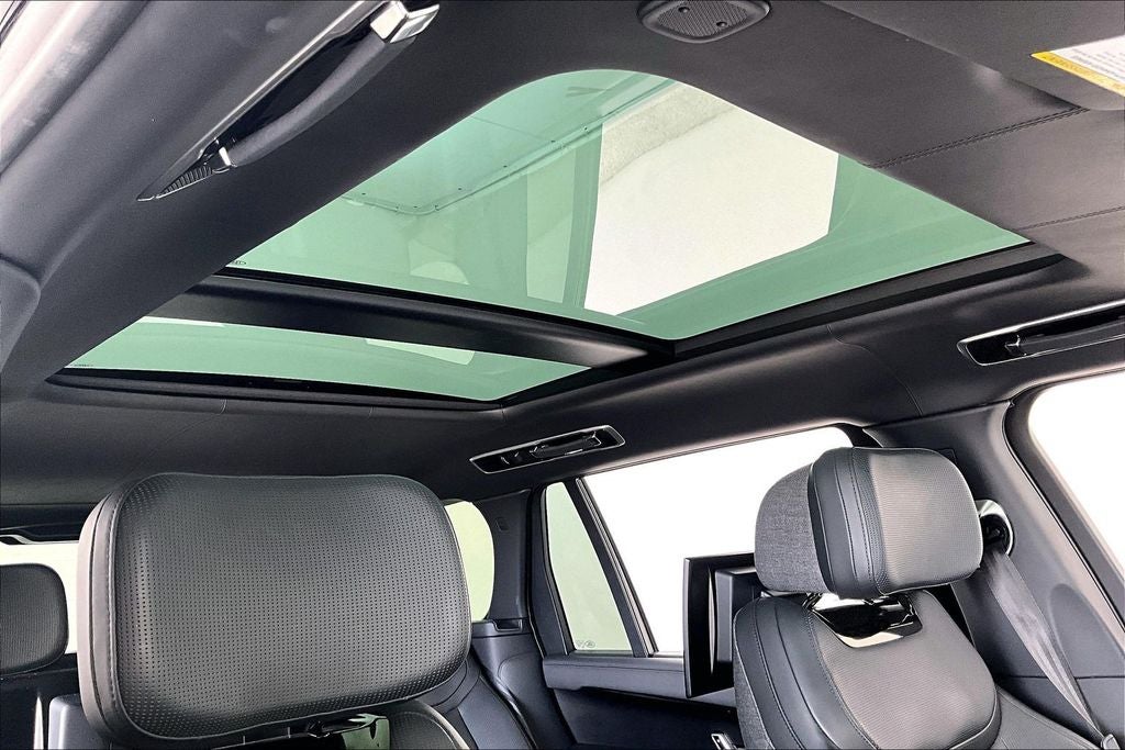 2023 Land Rover Range Rover SV LWB