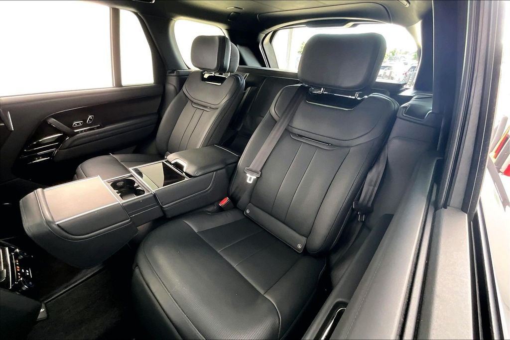 2023 Land Rover Range Rover SV LWB