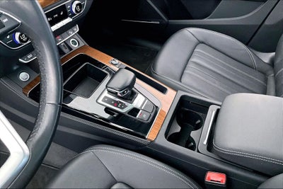 2022 Audi Q5 45 S line Premium quattro