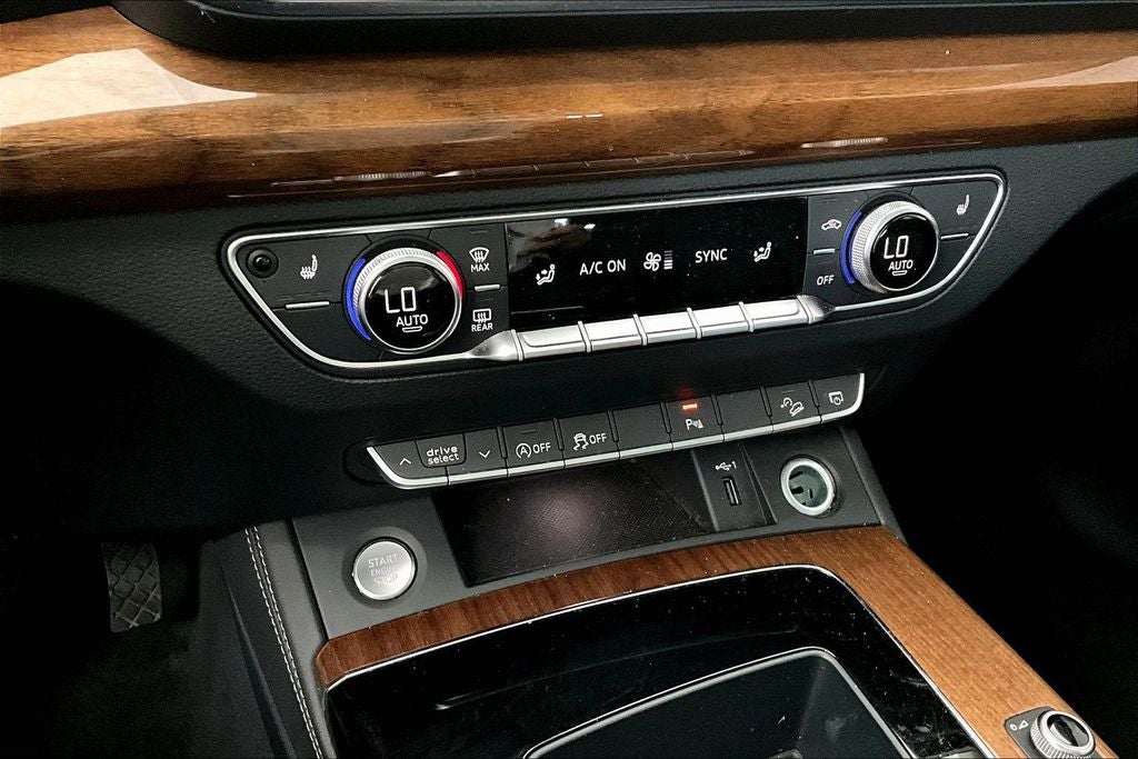 2022 Audi Q5 45 S line Premium quattro