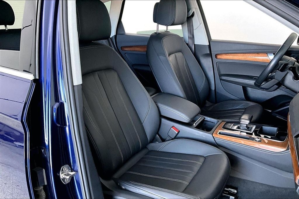 2022 Audi Q5 45 S line Premium quattro