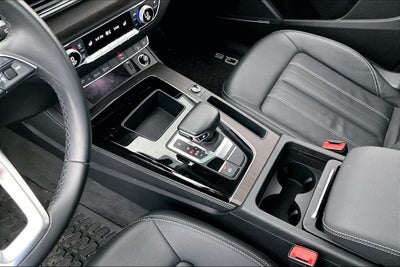 2022 Audi Q5 45 S line Premium quattro