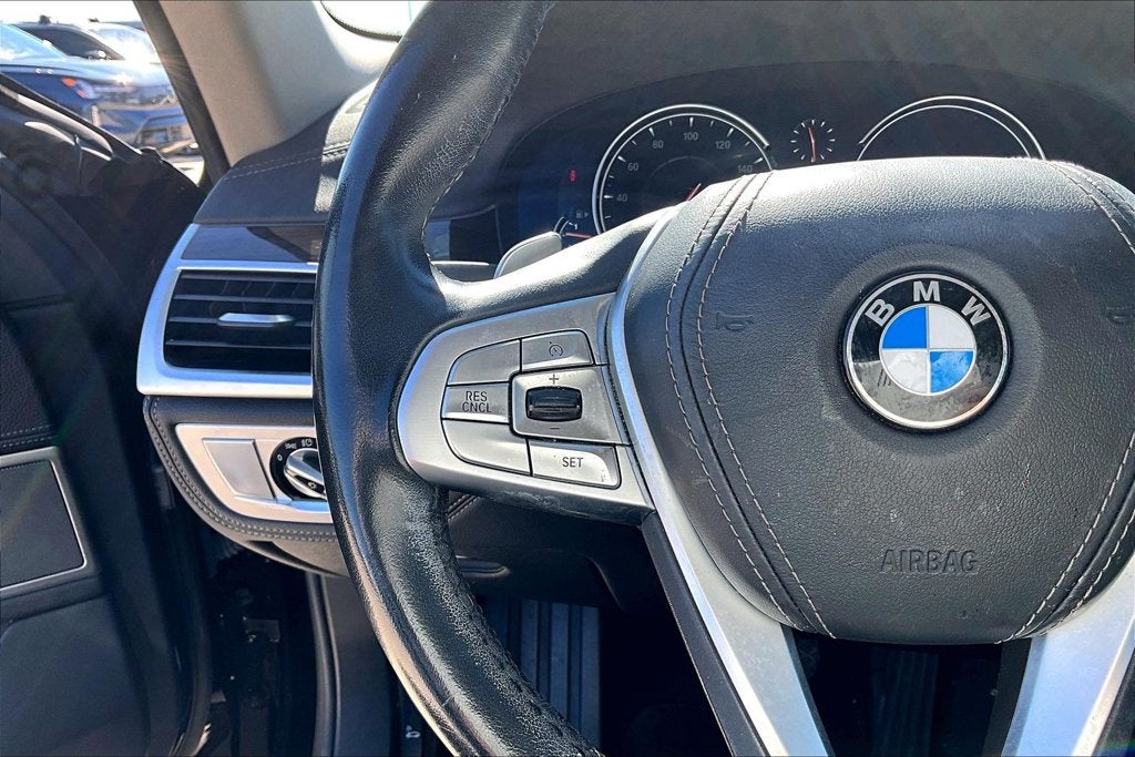 2019 BMW 7 Series 740i