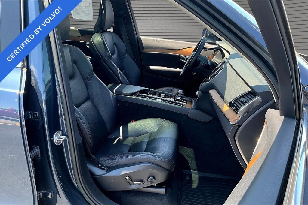 2023 Volvo XC90 B6 Plus 6-Seater