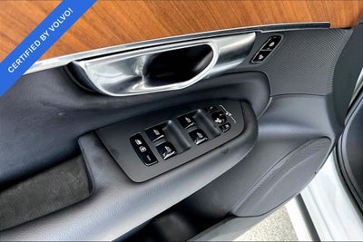 2023 Volvo XC90 B6 Core