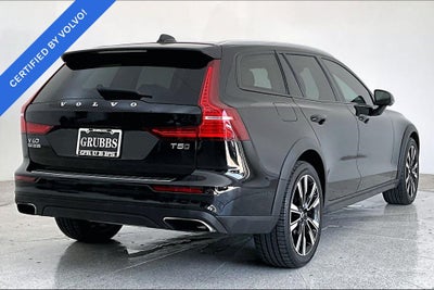 2022 Volvo V60 Cross Country T5 AWD