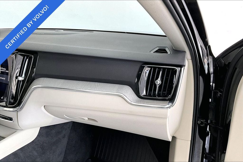 2022 Volvo V60 Cross Country T5 AWD