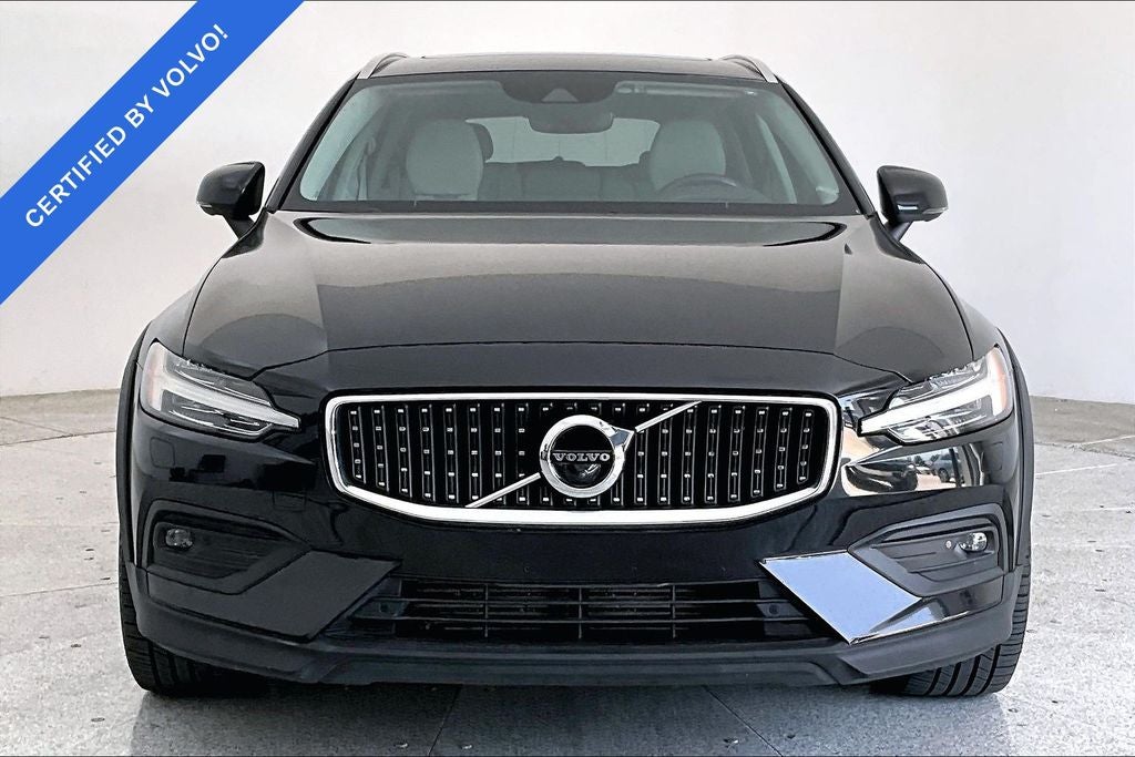 2022 Volvo V60 Cross Country T5 AWD