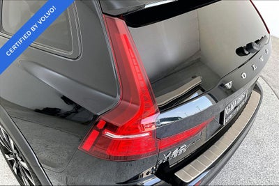2022 Volvo V60 Cross Country T5 AWD