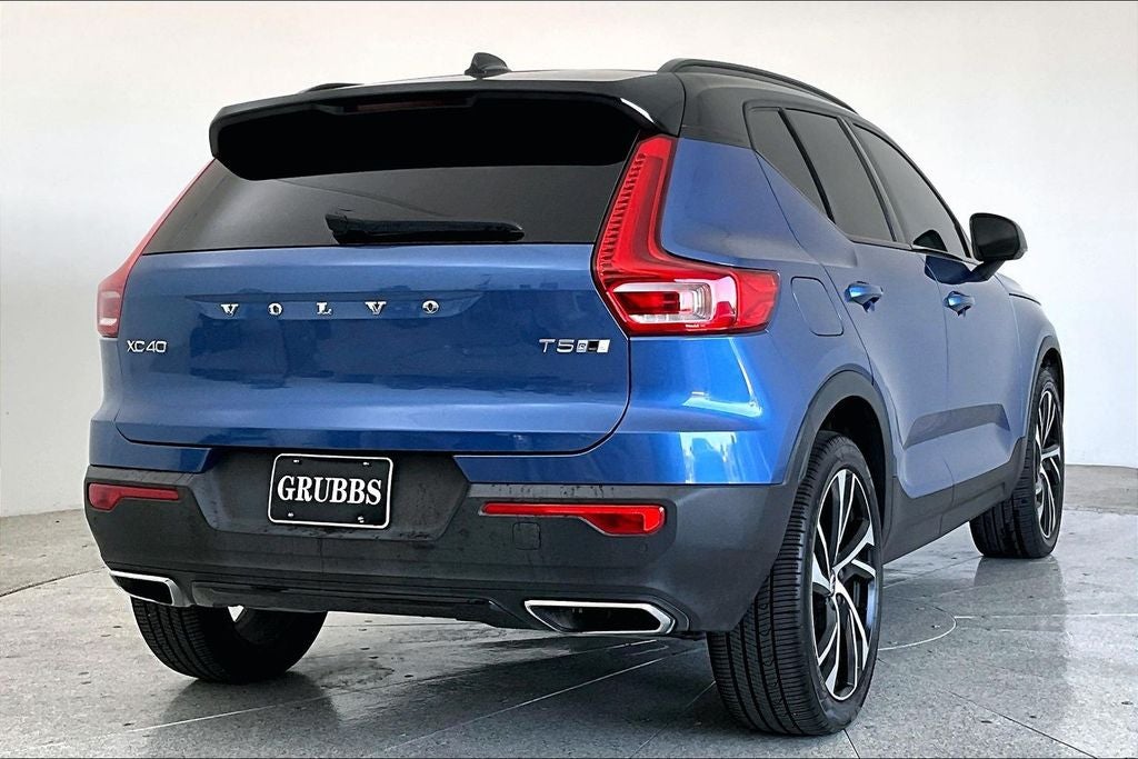 2020 Volvo XC40 R-Design