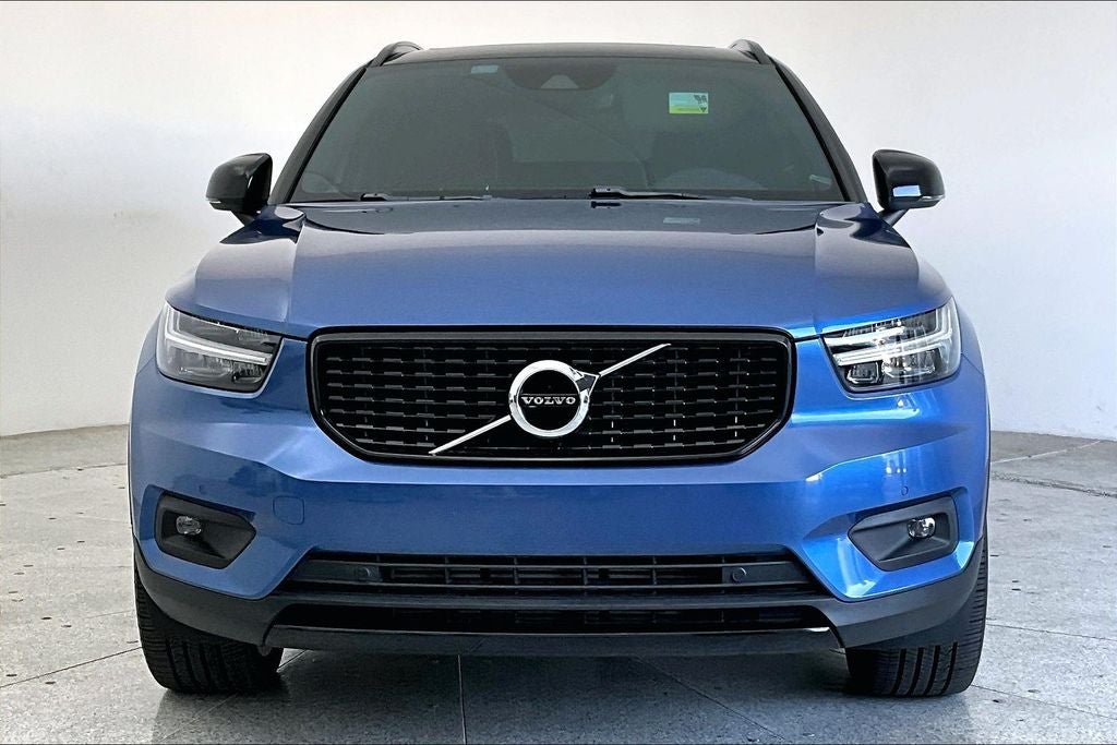 2020 Volvo XC40 R-Design