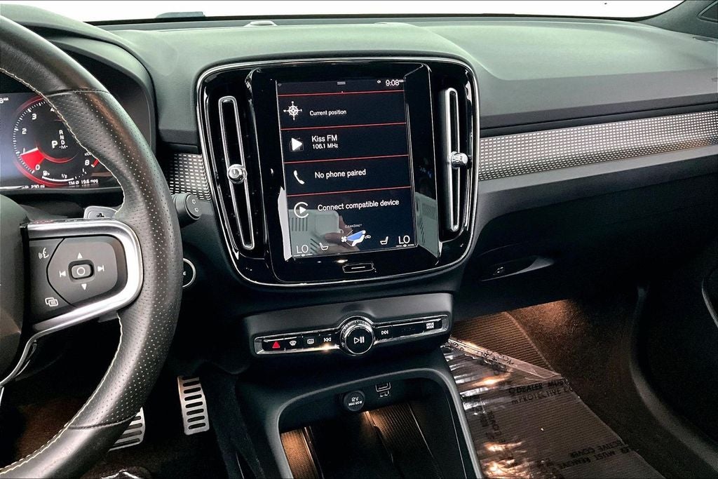 2020 Volvo XC40 R-Design