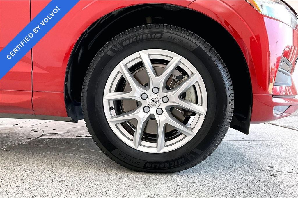 2021 Volvo XC60 T6 Momentum