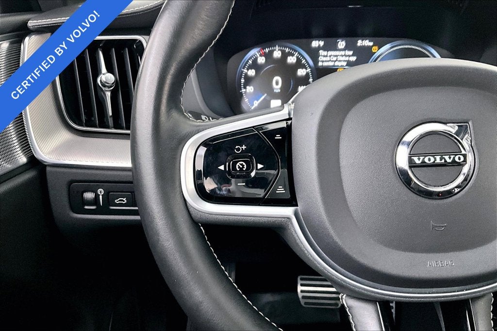 2021 Volvo XC60 Recharge Plug-In Hybrid T8 Polestar
