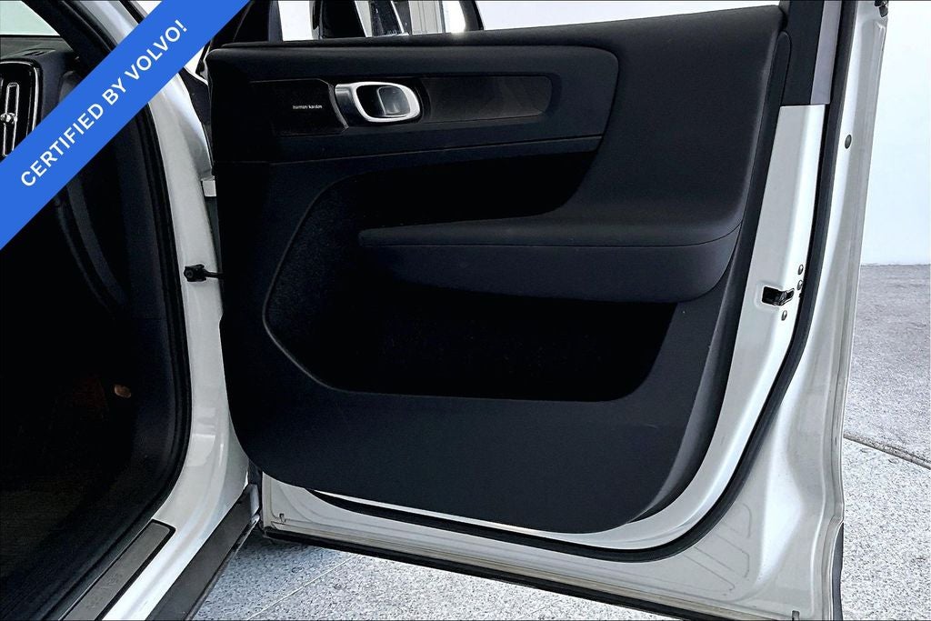 2023 Volvo XC40 Recharge Pure Electric Ultimate