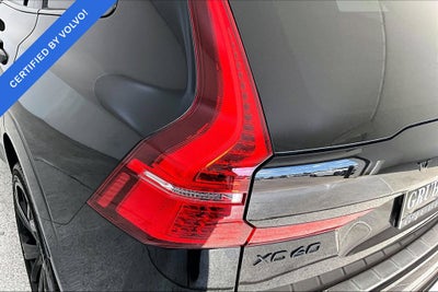 2024 Volvo XC60 Recharge Plug-In Hybrid Ultimate Black Edition