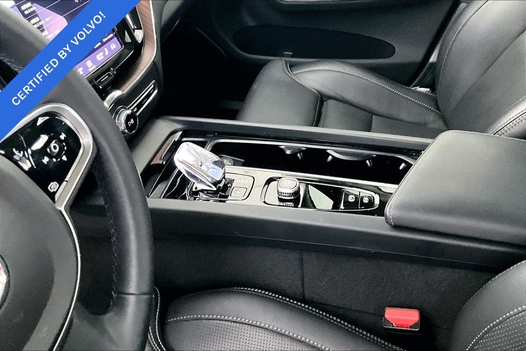 2023 Volvo XC60 Recharge Plug-In Hybrid Ultimate