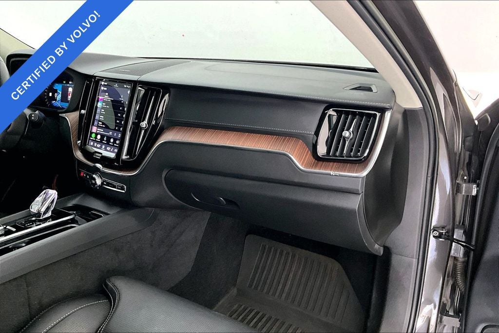 2023 Volvo XC60 Recharge Plug-In Hybrid Ultimate