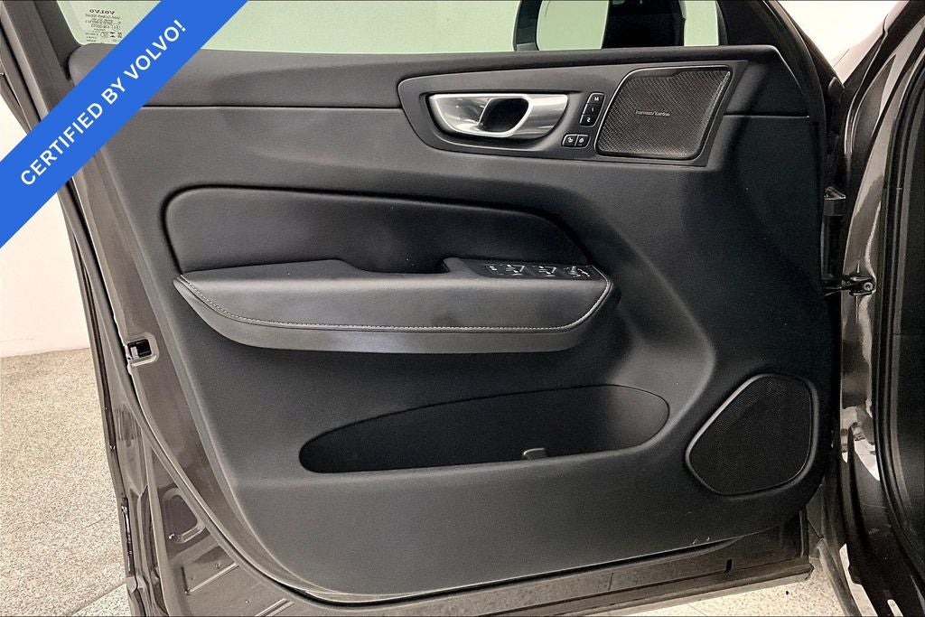 2023 Volvo XC60 Recharge Plug-In Hybrid Ultimate