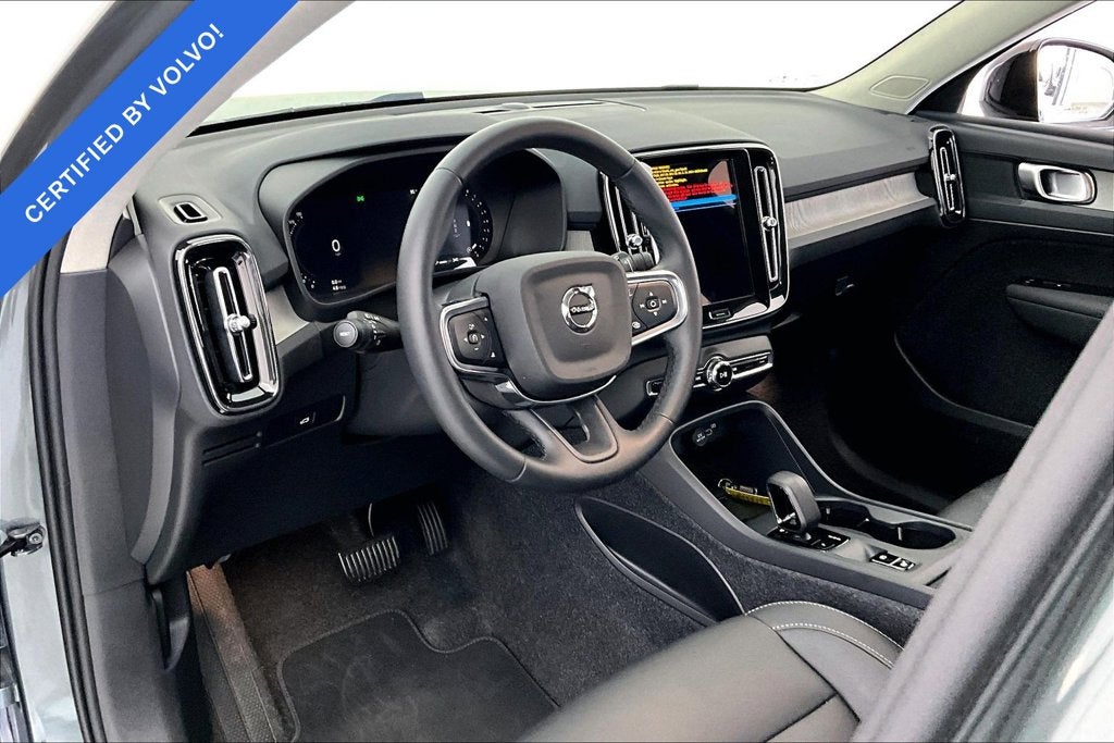 2026 Volvo XC40 B4 Core