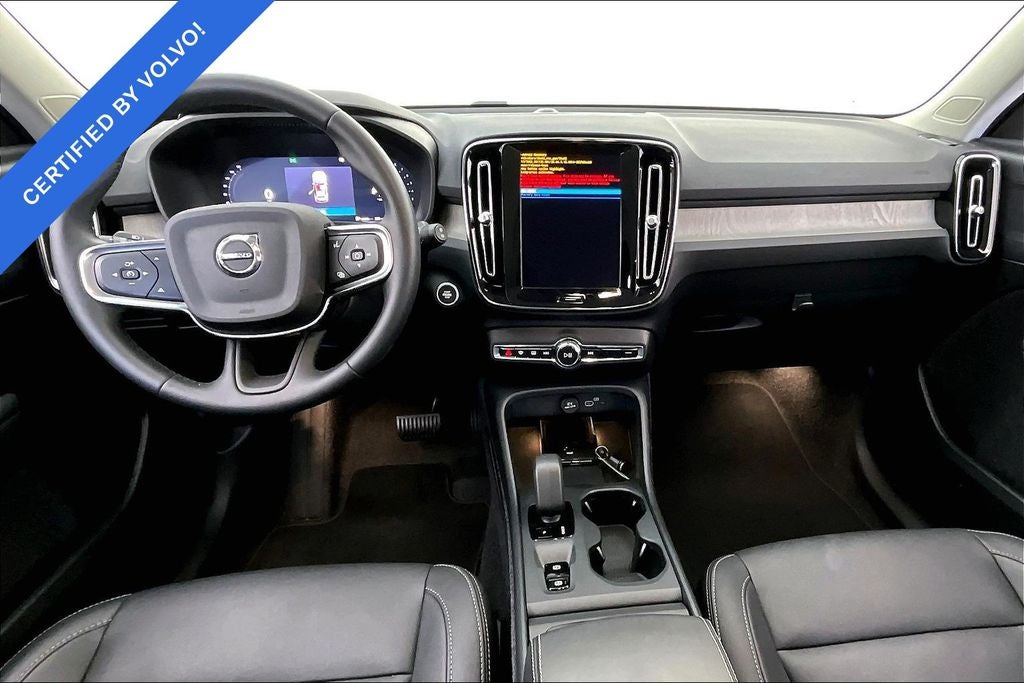 2026 Volvo XC40 B4 Core