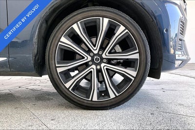 2023 Volvo XC60 B5 Ultimate Bright Theme