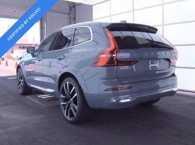 2023 Volvo XC60 B5 Ultimate Bright Theme