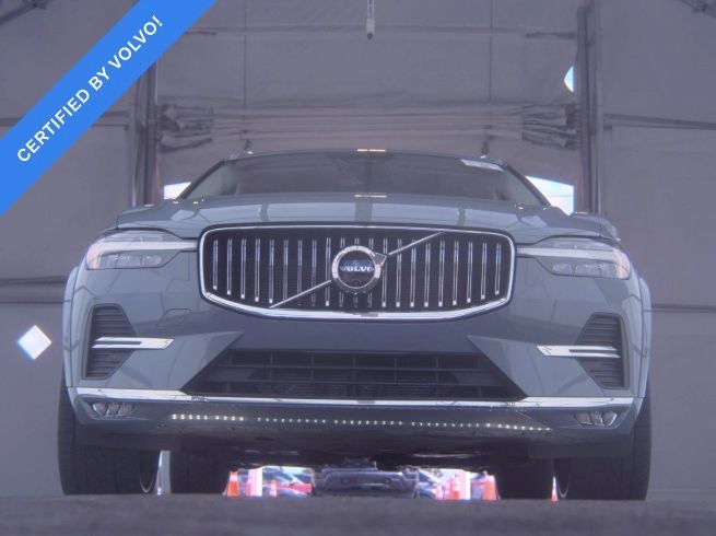 2023 Volvo XC60 B5 Ultimate Bright Theme