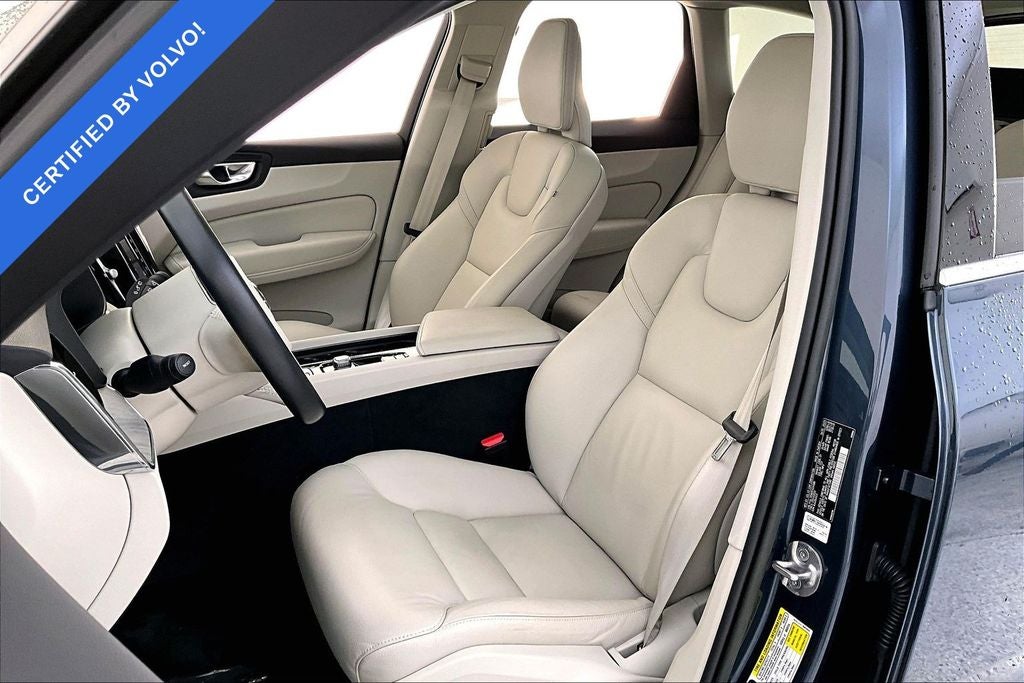 2023 Volvo XC60 B5 Plus Bright Theme