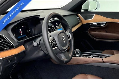 2024 Volvo XC90 B5 Plus