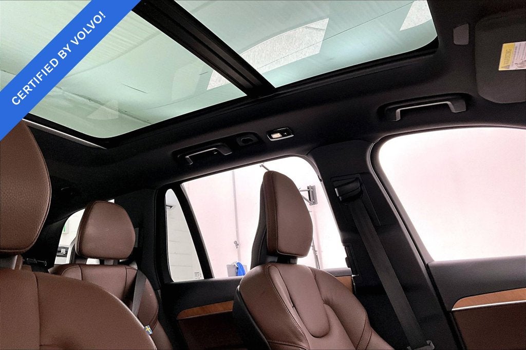 2024 Volvo XC90 B5 Plus